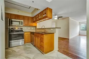 795 Hammond Dr, Atlanta, GA 30328 - Photo 8