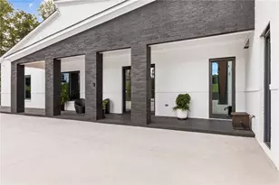 3240 Smithtown Rd, Suwanee, GA 30024 - Photo 10