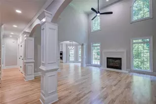 1076 Devine Circle, Brookhaven, GA 30319 - Photo 10