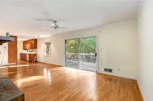 4320 Brookview Dr SE, Atlanta, GA 30339 - Photo 10