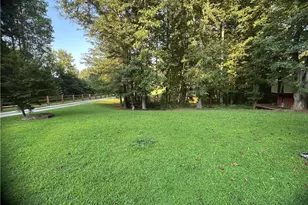 257 Clearwater Dr, Monroe, GA 30655 - Photo 6