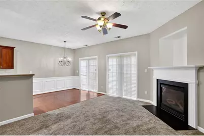 785 SW Celeste Lane SW, Atlanta, GA 30331 - Photo 4