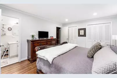 240 Beachland Drive, Atlanta, GA 30342 - Photo 20