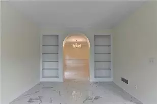 1795 Laurel Creek Dr, Lawrenceville, GA 30043 - Photo 10