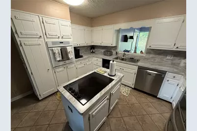 958 Sweet Briar Trail SE, Conyers, GA 30094 - Photo 8