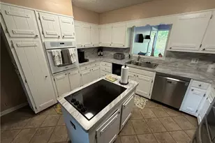 958 Sweet Briar Trail SE, Conyers, GA 30094 - Photo 8