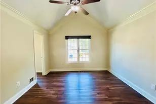 2671 Treehouse Ln, Lawrenceville, GA 30044 - Photo 10