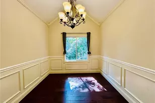 2671 Treehouse Ln, Lawrenceville, GA 30044 - Photo 8