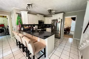 1805 Skidmore Cir, Lawrenceville, GA 30044 - Photo 6