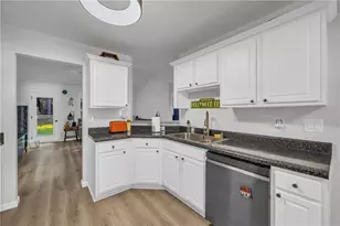 624 Red Fox Ln, Auburn, GA 30011 - Photo 8