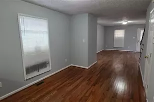 688 Smith St SW, Atlanta, GA 30310 - Photo 2