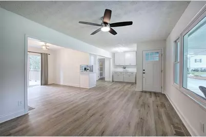 4749 Cox Street SE, Acworth, GA 30101 - Photo 14