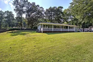 4749 Cox Street SE, Acworth, GA 30101 - Photo 2