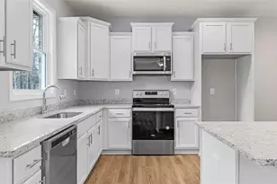 111 Stewart Ave NE, Milledgeville, GA 31061 - Photo 6