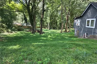 892 Ridge Ave NW, Atlanta, GA 30318 - Photo 1