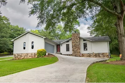 2966 Riviera Drive NW, Conyers, GA 30012 - Photo 2