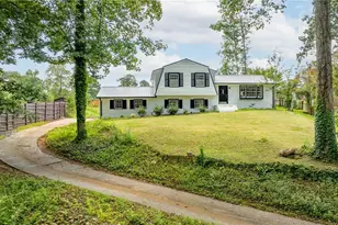 2789 Cottonwood Dr, Marietta, GA 30066 - Photo 4