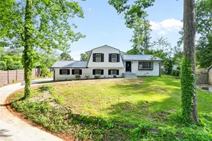 2789 Cottonwood Dr, Marietta, GA 30066 - Photo 1