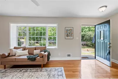2789 Cottonwood Drive, Marietta, GA 30066 - Photo 8