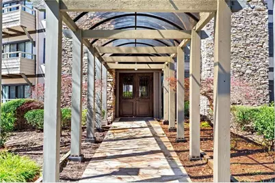 1214 Highland Bluff Drive SE #214, Atlanta, GA 30339 - Photo 2