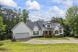 31 Haygood Cir, Dawsonville, GA 30534 - Photo 2