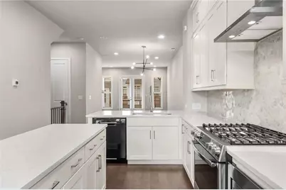 4312 Parkside Place, Atlanta, GA 30342 - Photo 6