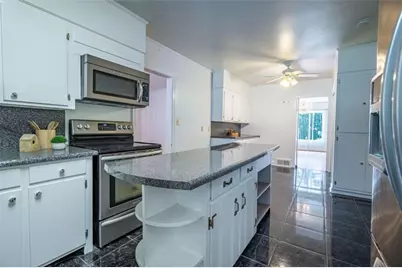 112 College Circle, Cedartown, GA 30125 - Photo 14