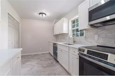 1103 Brighton Point, Atlanta, GA 30328 - Photo 4