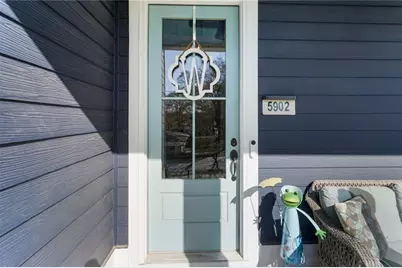 5902 Mitchell Street, Flowery Branch, GA 30542 - Photo 8