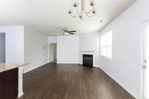 433 Lake Ridge Ln, Fairburn, GA 30213 - Photo 2