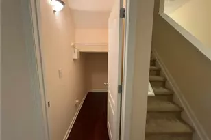 207 Green Bridge Ct, Lawrenceville, GA 30046 - Photo 10