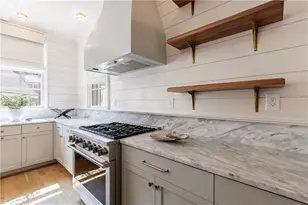 81 Delmont Dr NE, Atlanta, GA 30305 - Photo 14