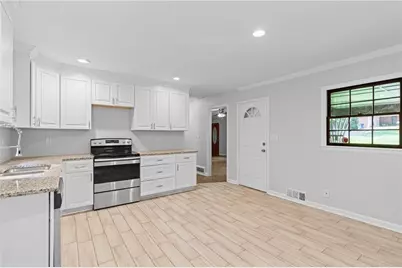 1806 Fort Valley Drive SW, Atlanta, GA 30311 - Photo 2