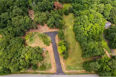 8450 Forsyth Commons Court, Cumming, GA 30041 - Photo 10