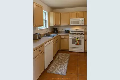 2565 Feywood Court, Lithonia, GA 30058 - Photo 4