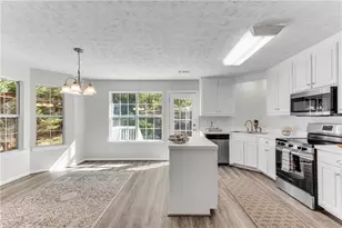 540 Alcovy Hills Dr, Lawrenceville, GA 30045 - Photo 8