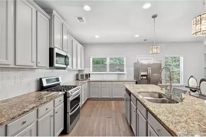 2329 Red Hibiscus Court, Atlanta, GA 30331 - Photo 8