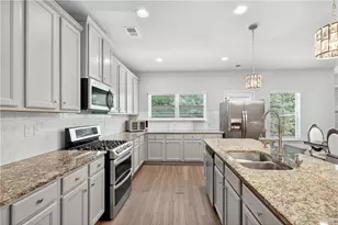 2329 Red Hibiscus Ct, Atlanta, GA 30331 - Photo 8