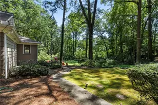 1190 W Wesley Rd NW, Atlanta, GA 30327 - Photo 40