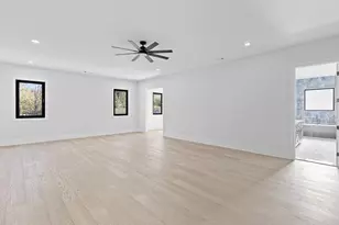 555 Versailles Dr, Auburn, GA 30011 - Photo 44