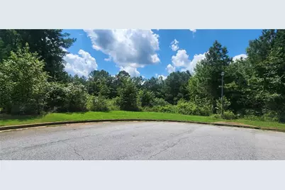 1318 Golden Way, Loganville, GA 30052 - Photo 2