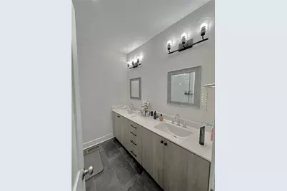 192 Chestnut Circle, Atlanta, GA 30342 - Photo 8