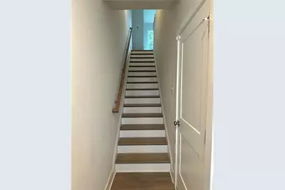 192 Chestnut Circle, Atlanta, GA 30342 - Photo 6