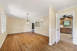 3980 Philmont Dr, Marietta, GA 30066 - Photo 6