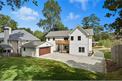 2198 Oakawana Drive NE, Atlanta, GA 30345 - Photo 2