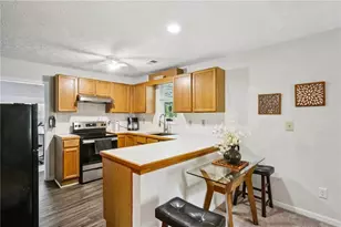 842 3rd St, Stone Mountain, GA 30083 - Photo 16