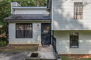 6175 Creekford Dr, Lithonia, GA 30058 - Photo 2