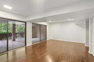 49 Willow Glen, Atlanta, GA 30342 - Photo 28