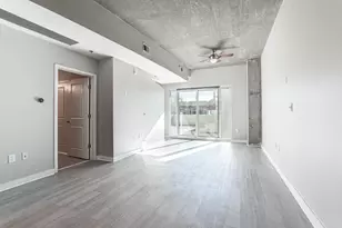 250 Pharr Rd, Atlanta, GA 30305 - Photo 8