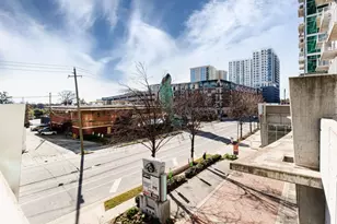 250 Pharr Rd, Atlanta, GA 30305 - Photo 22